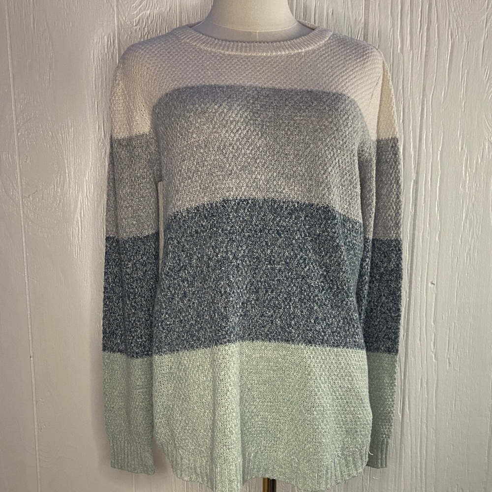 Women’s Crewneck Striped Knit Sweater  - Pink Clover - Gray, Light Green, White